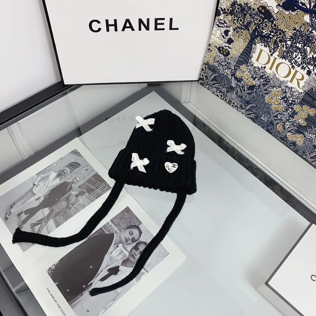 柔らかな肌触り 冬に暖かい 気質いい 可愛い 柔らかい 合わせやすい 帽子