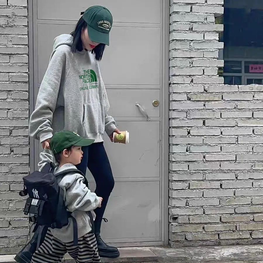 【90-160cm+親サイズ】トレンド感満点 人気のある 気質いい シンプル 着せやすい パーカー