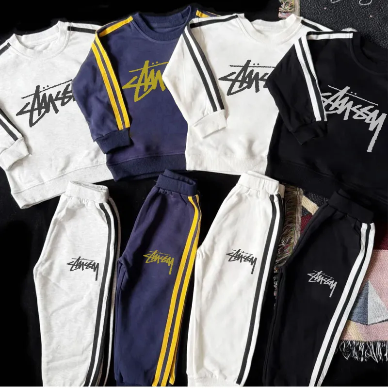 【90-150cm】二点セット 着回し力抜群 売れ筋 デイリーに大活躍 トレーナー+パンツ セットアップ