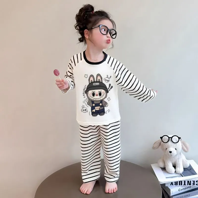 【90-150cm】絶対欲しい キャラクター ボーダー柄 快適な着心地 ルームウェア