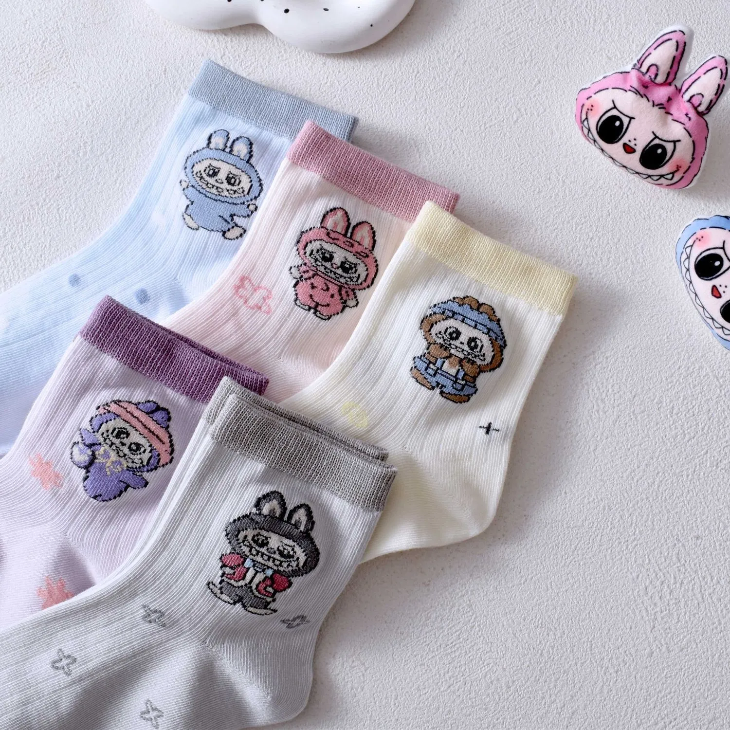 注目度急上昇 トレンド感満点 可愛い 肌触りいい 柔らかい キュート 靴下