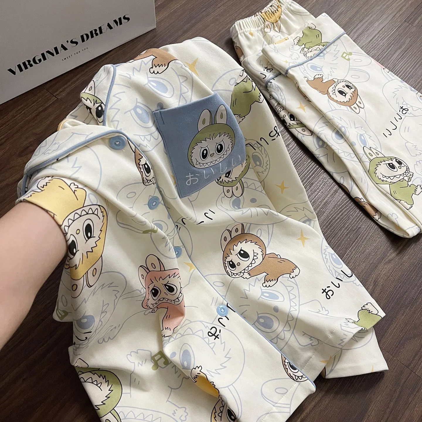 【110-170cm】優しい色合い 人気キャラプリント 柔らかな肌触り 着せやすい パジャマ