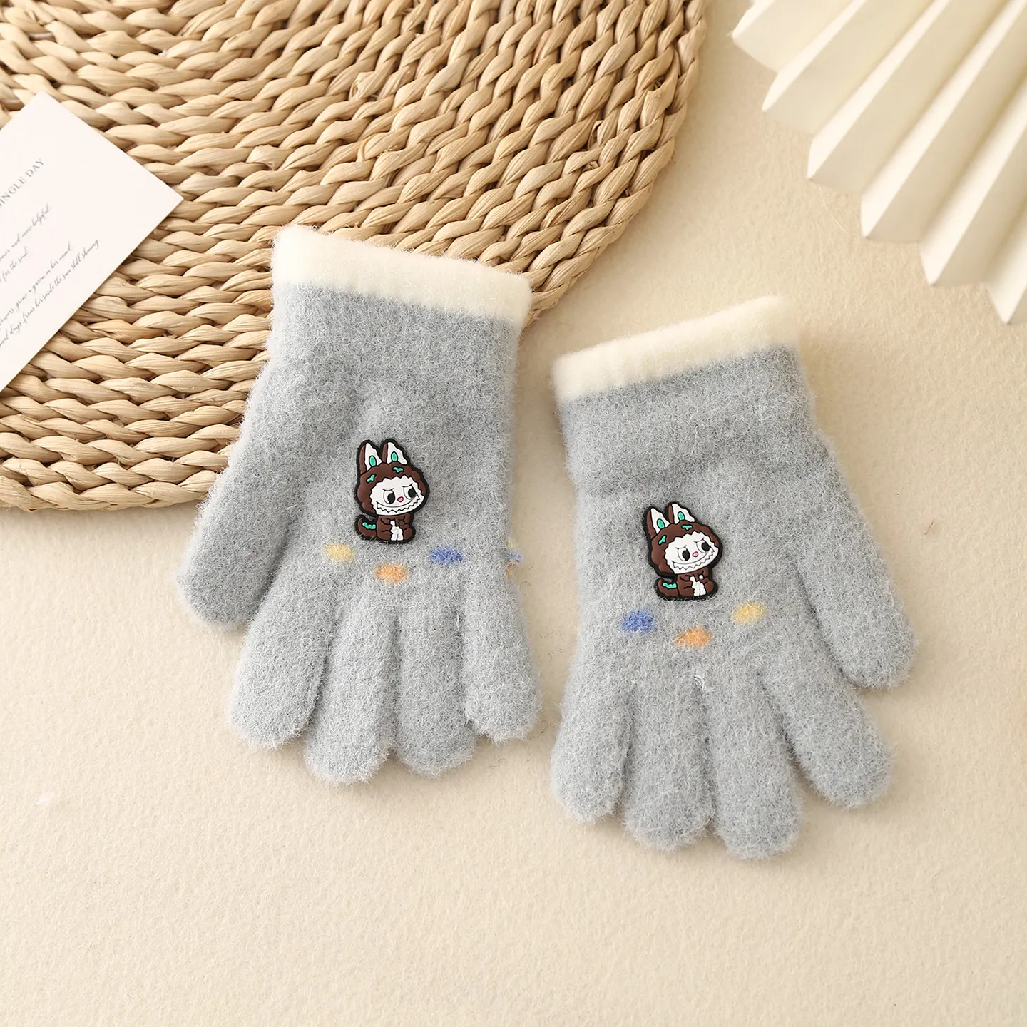 人気アイテム 可愛い ふわふわ あったか 寒さ対策 肌触りが良い キッズ 手袋