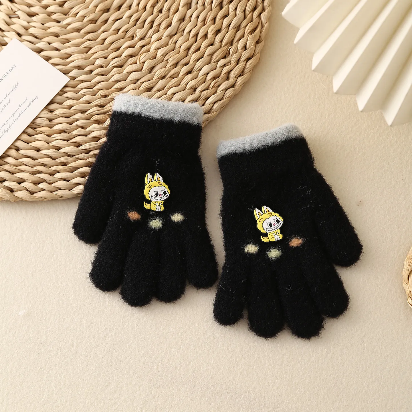 人気アイテム 可愛い ふわふわ あったか 寒さ対策 肌触りが良い キッズ 手袋