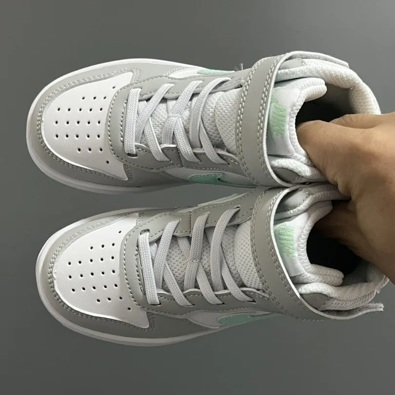 【22-37】運動キッズに最適 デイリーに大活躍 歩きやすい 多色展開 履きやすい スニーカー