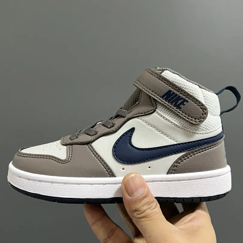 【22-37】運動キッズに最適 デイリーに大活躍 歩きやすい 多色展開 履きやすい スニーカー