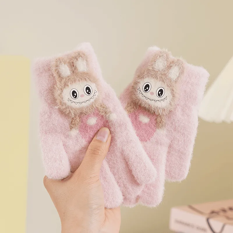 冬のお出かけに必須 可愛い ふわふわ素材 あったか 保温性抜群 キッズ手袋