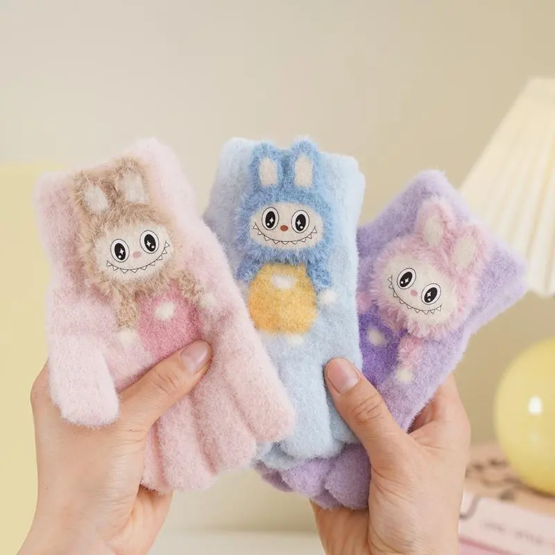 冬のお出かけに必須 可愛い ふわふわ素材 あったか 保温性抜群 キッズ手袋