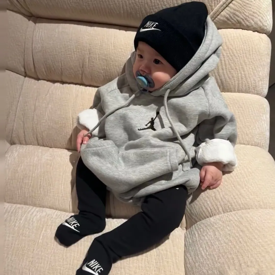 【66-90cm】人気爆発中 売れ筋 カジュアル 肌触り良い ベビー フード付き ロンパース