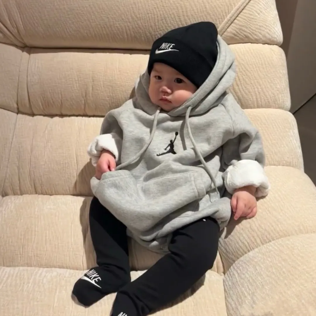 【66-90cm】人気爆発中 売れ筋 カジュアル 肌触り良い ベビー フード付き ロンパース