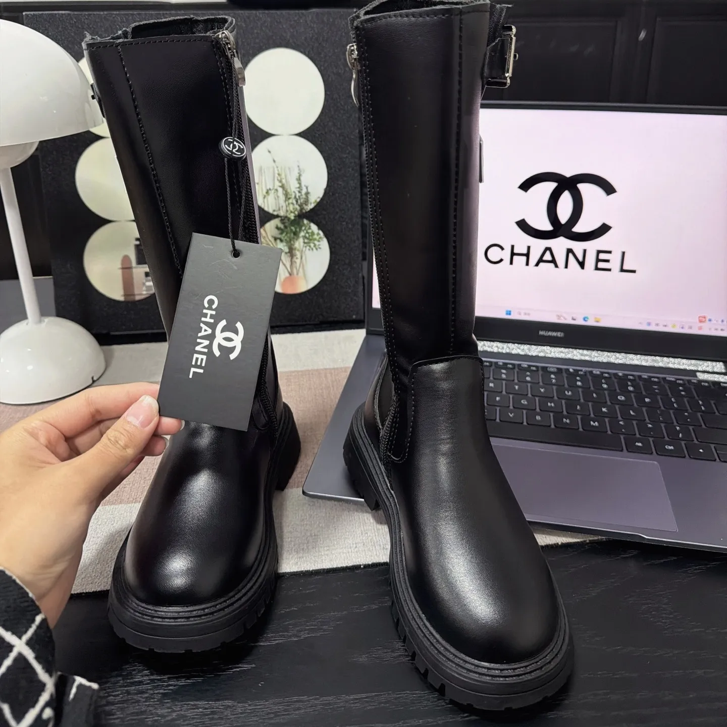 【26-37】コーデの主役になる 韓国風デザイン 上品かわいい ファッション 高品質 履きやすい ブーツ