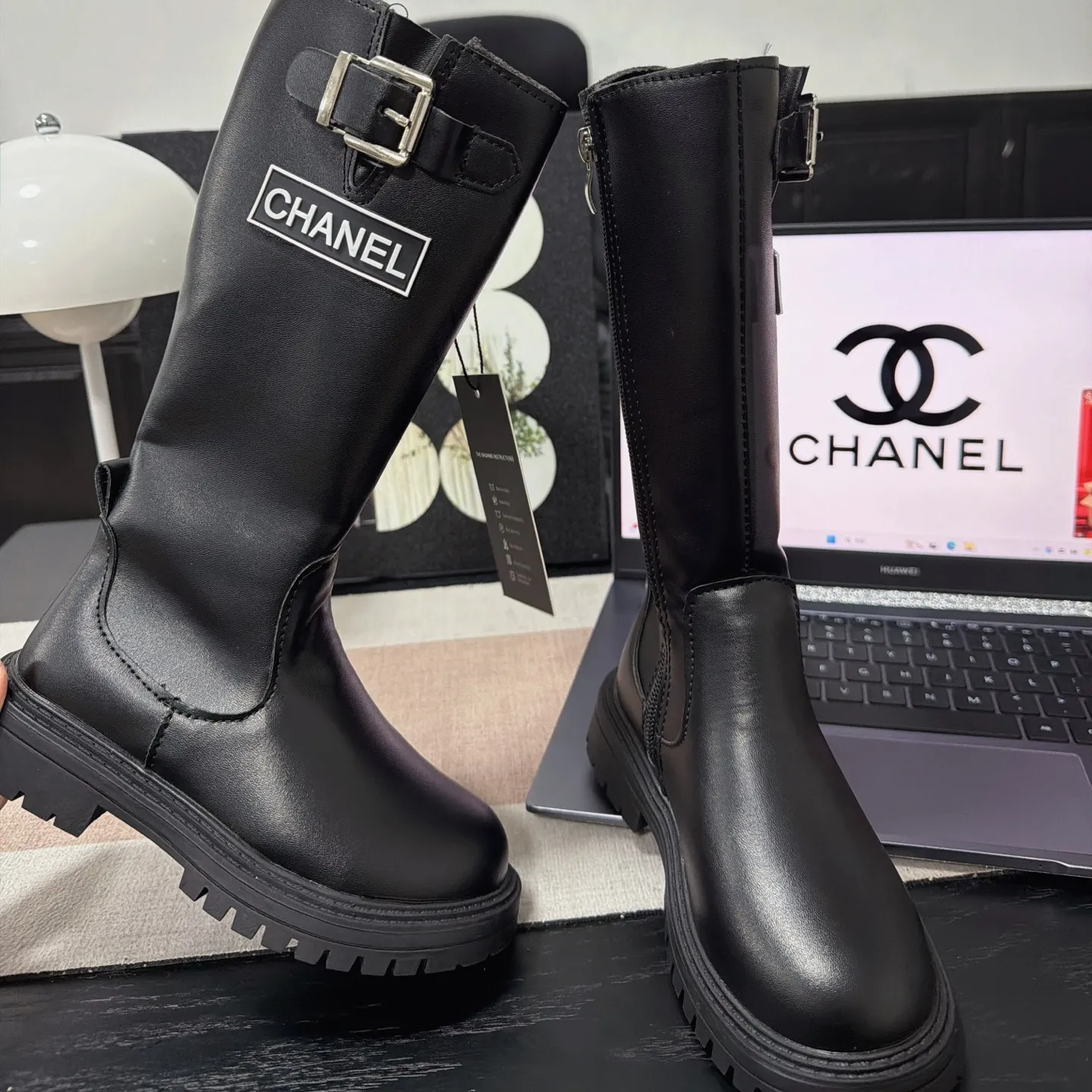 【26-37】コーデの主役になる 韓国風デザイン 上品かわいい ファッション 高品質 履きやすい ブーツ