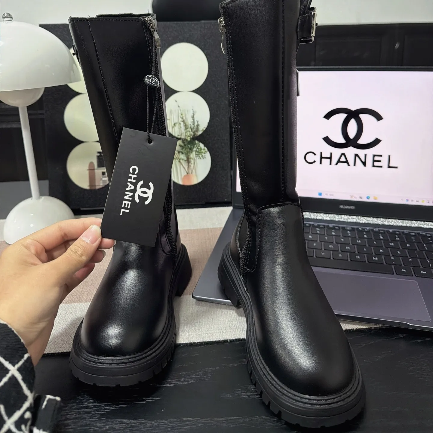 【26-37】コーデの主役になる 韓国風デザイン 上品かわいい ファッション 高品質 履きやすい ブーツ