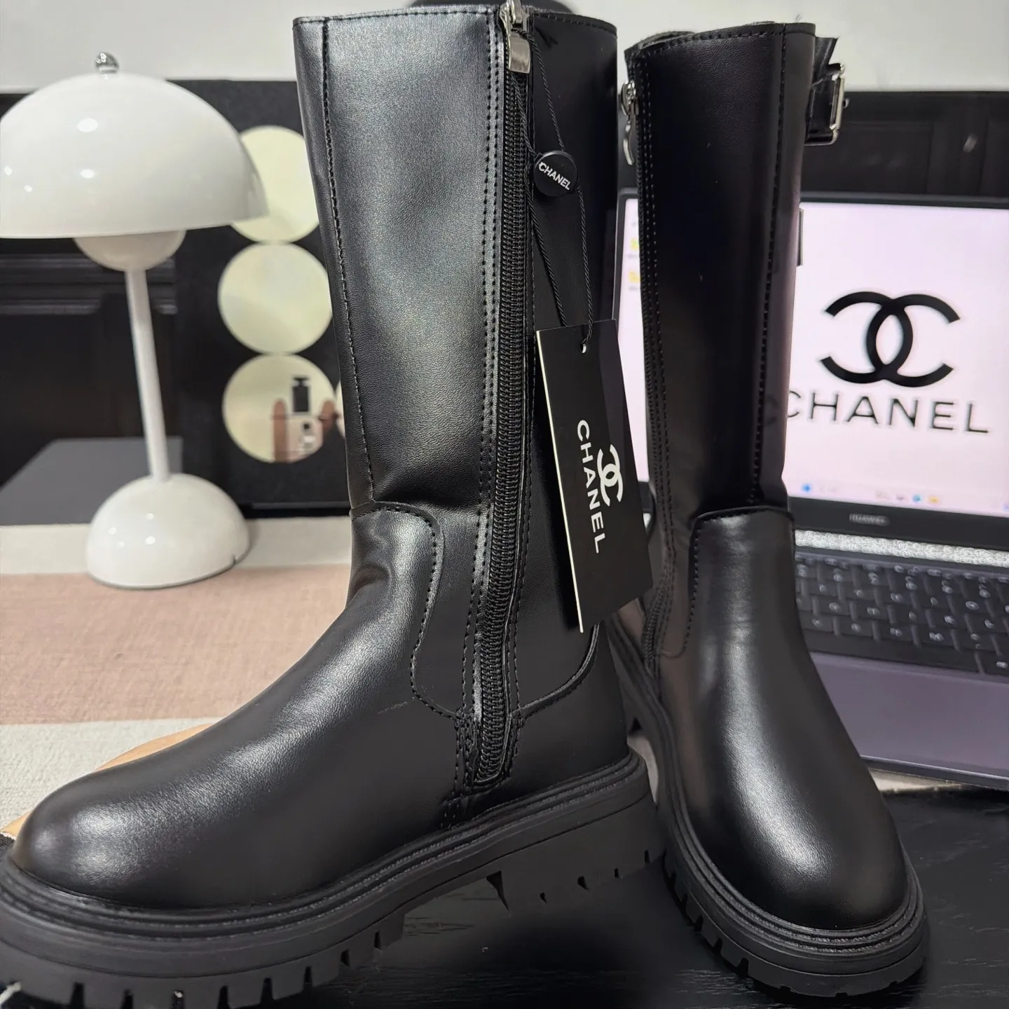 【26-37】コーデの主役になる 韓国風デザイン 上品かわいい ファッション 高品質 履きやすい ブーツ