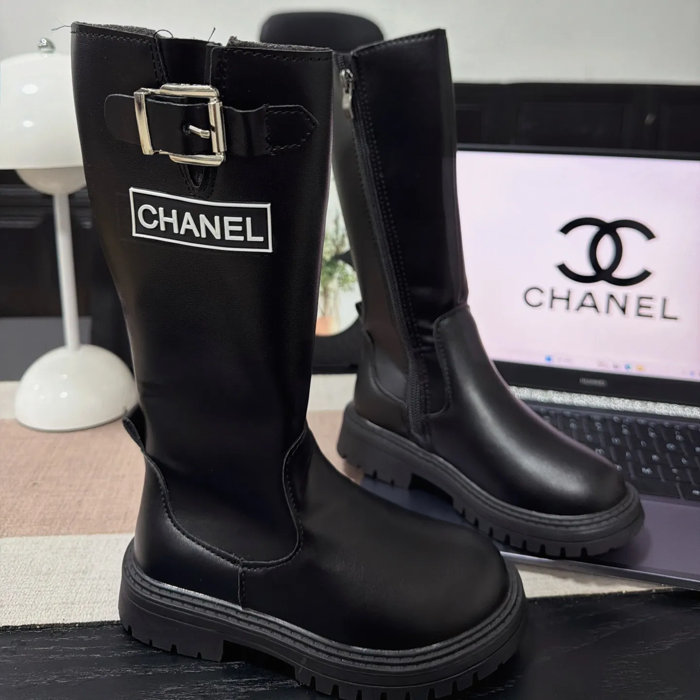 【26-37】コーデの主役になる 韓国風デザイン 上品かわいい ファッション 高品質 履きやすい ブーツ