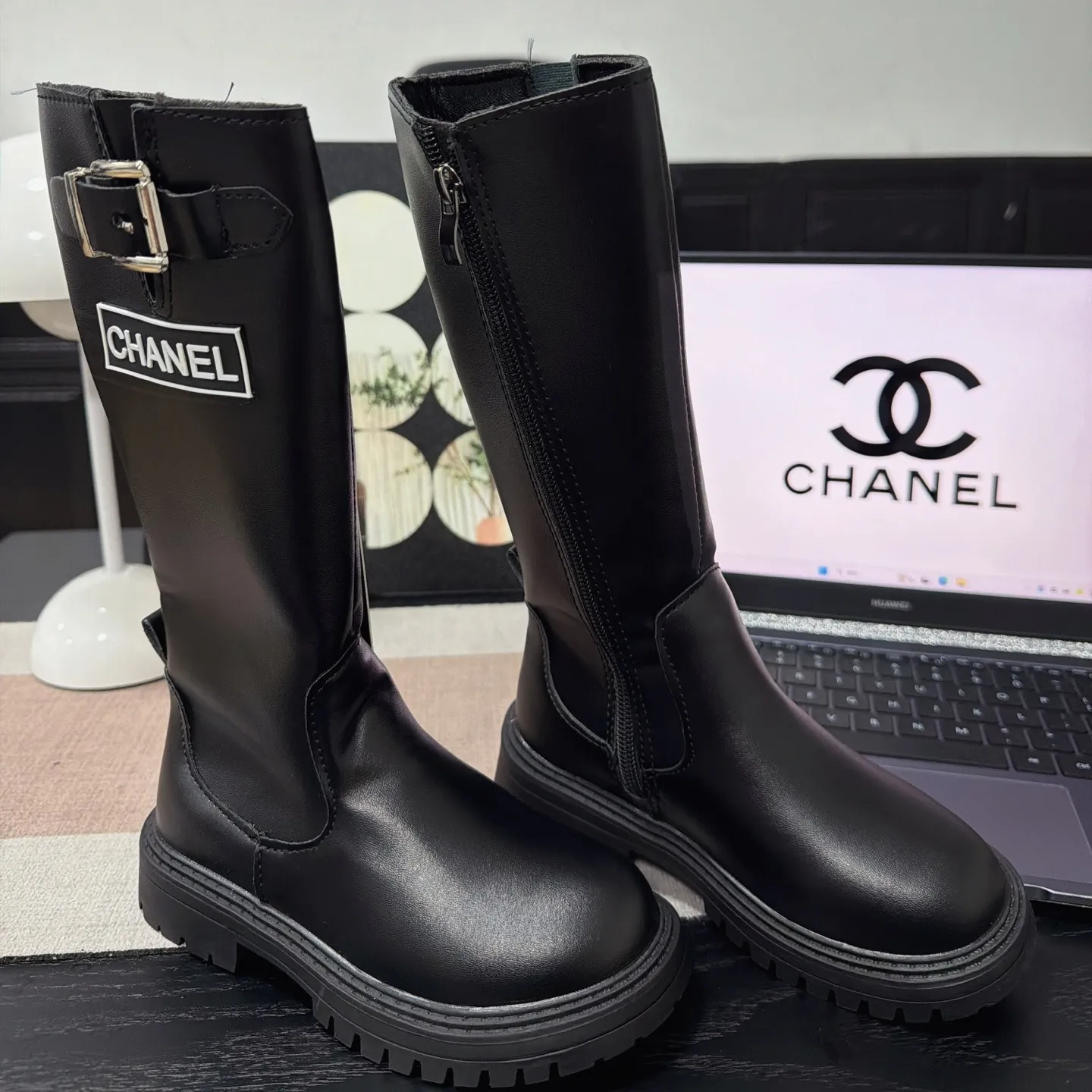 【26-37】コーデの主役になる 韓国風デザイン 上品かわいい ファッション 高品質 履きやすい ブーツ