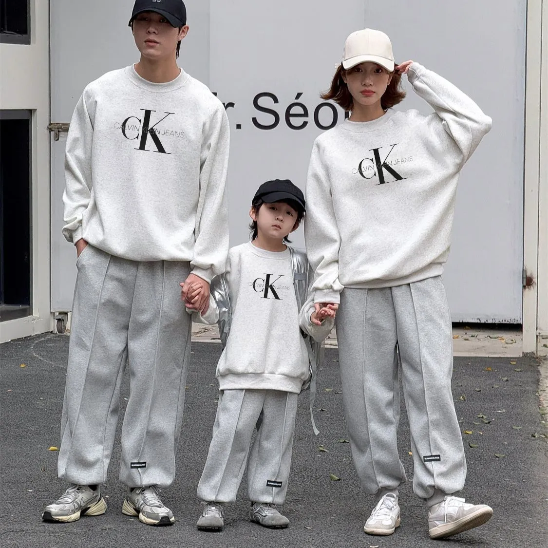 【90-160cm+親サイズ】コンフォート感抜群 大活躍 シンプル 合わせやすい 親子ペア トレーナー