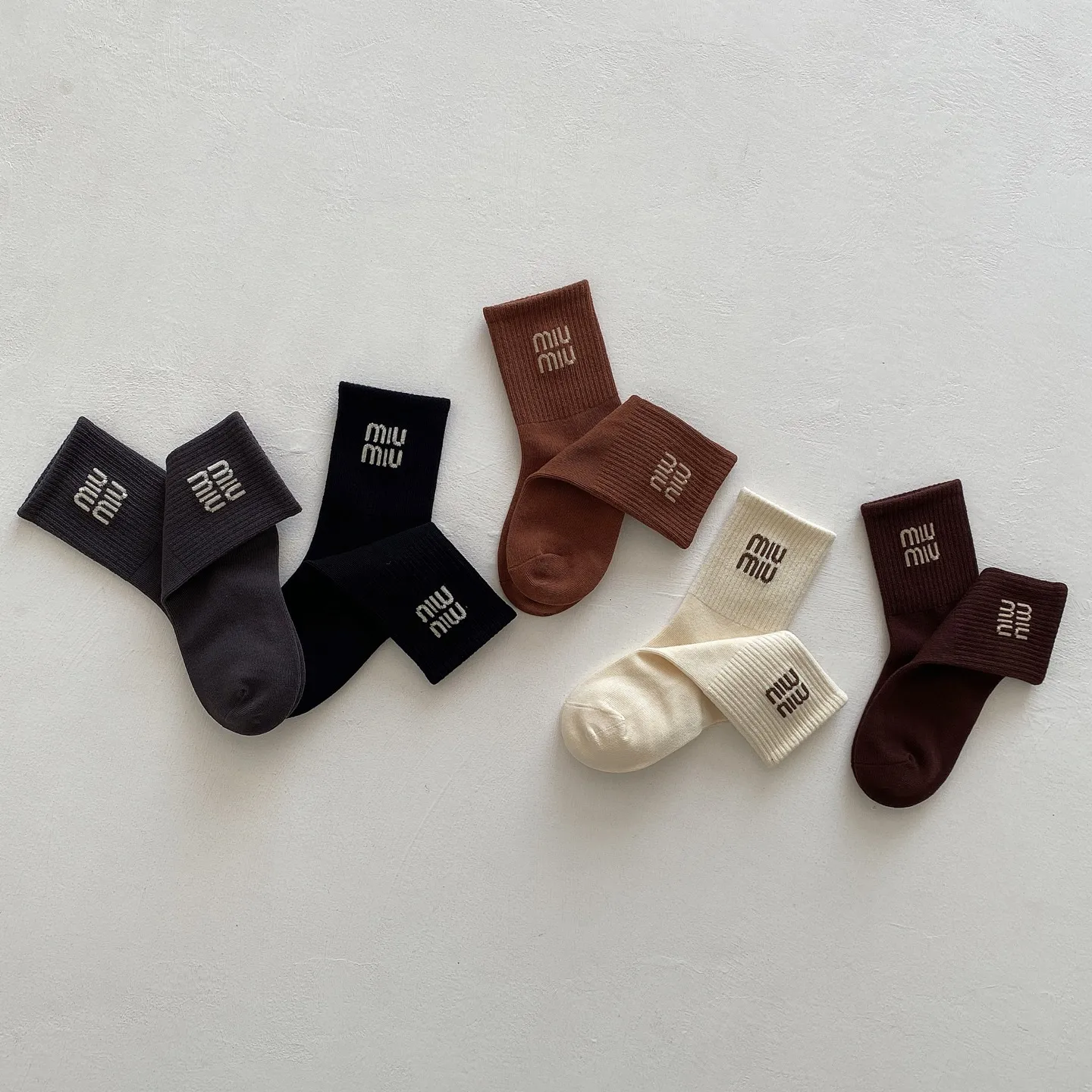 ５足セット ママたちに大好評 売れ筋 新作 シンプル 履きやすい キッズ ソックス