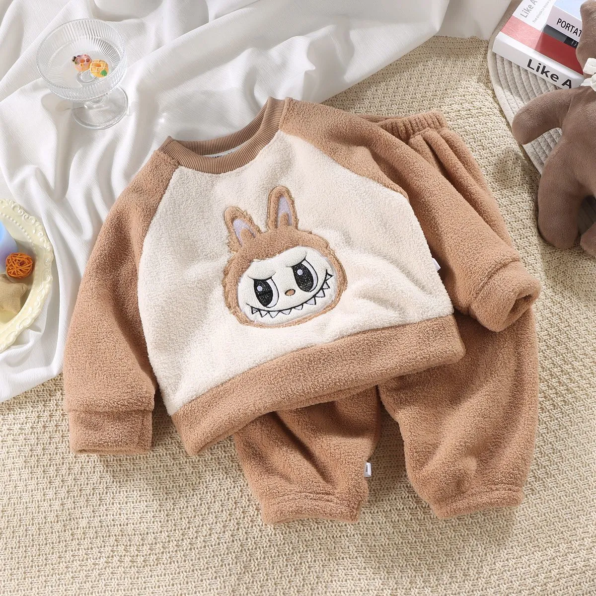 【73-150cm】爆売れ必至 大人気 キャラクター あったか もこもこ ルームウェア