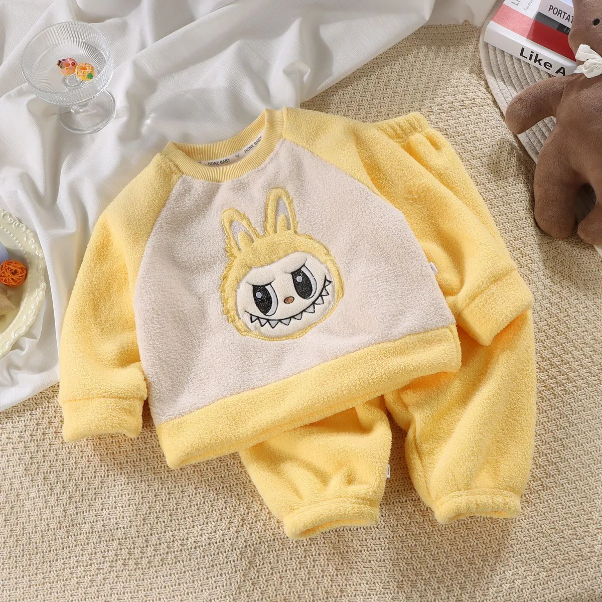 【73-150cm】爆売れ必至 大人気 キャラクター あったか もこもこ ルームウェア