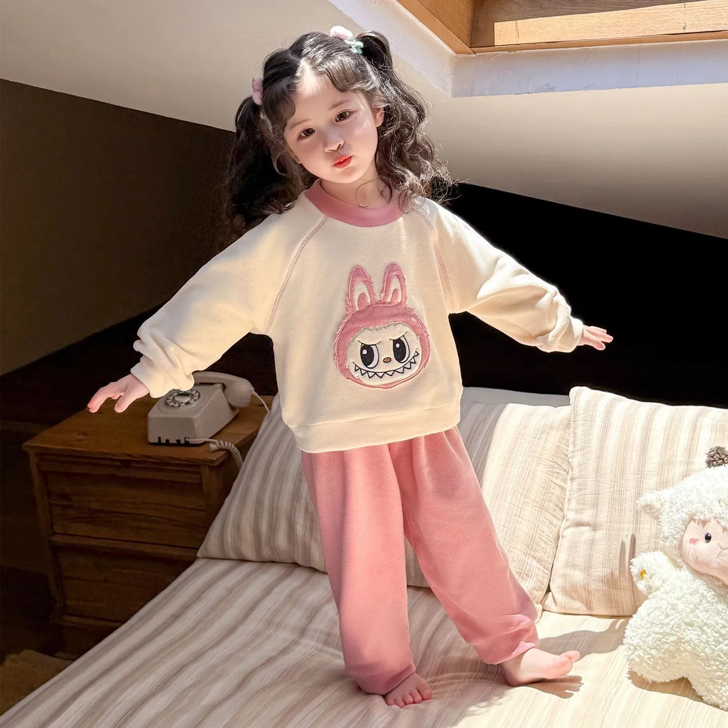 【90-140cm】これを逃す手はない おしゃれ度UP 可愛い 着心地抜群 女の子 ルームウェア