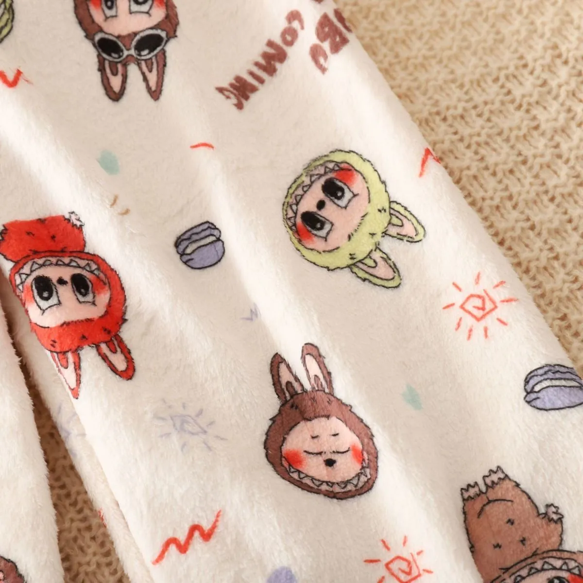 【80-155cm】お気に入り 絶対欲しい 可愛い キャラクター ふわふわ キッズ ルームウェア