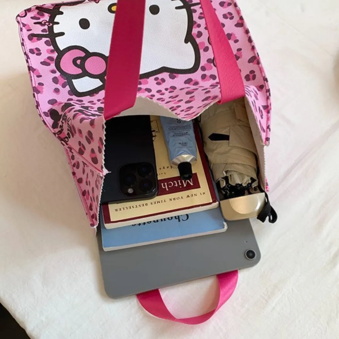 SNS映えコーデに かわいさ満点 大容量 お出かけに ハンドバッグ