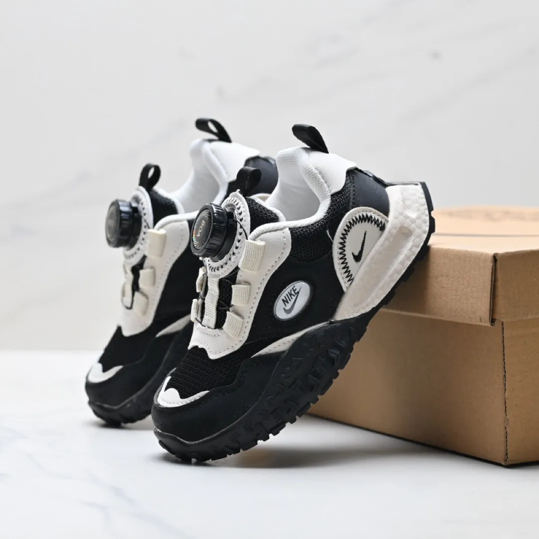 通園・お出かけに しっかりグリップ クッション性 履きやすい キッズ アウトドアシューズ