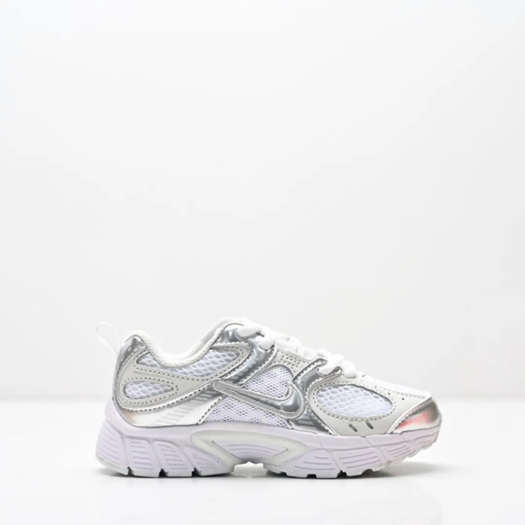 デイリーに大活躍 トレンド カジュアル クッション性抜群 キッズ スニーカー