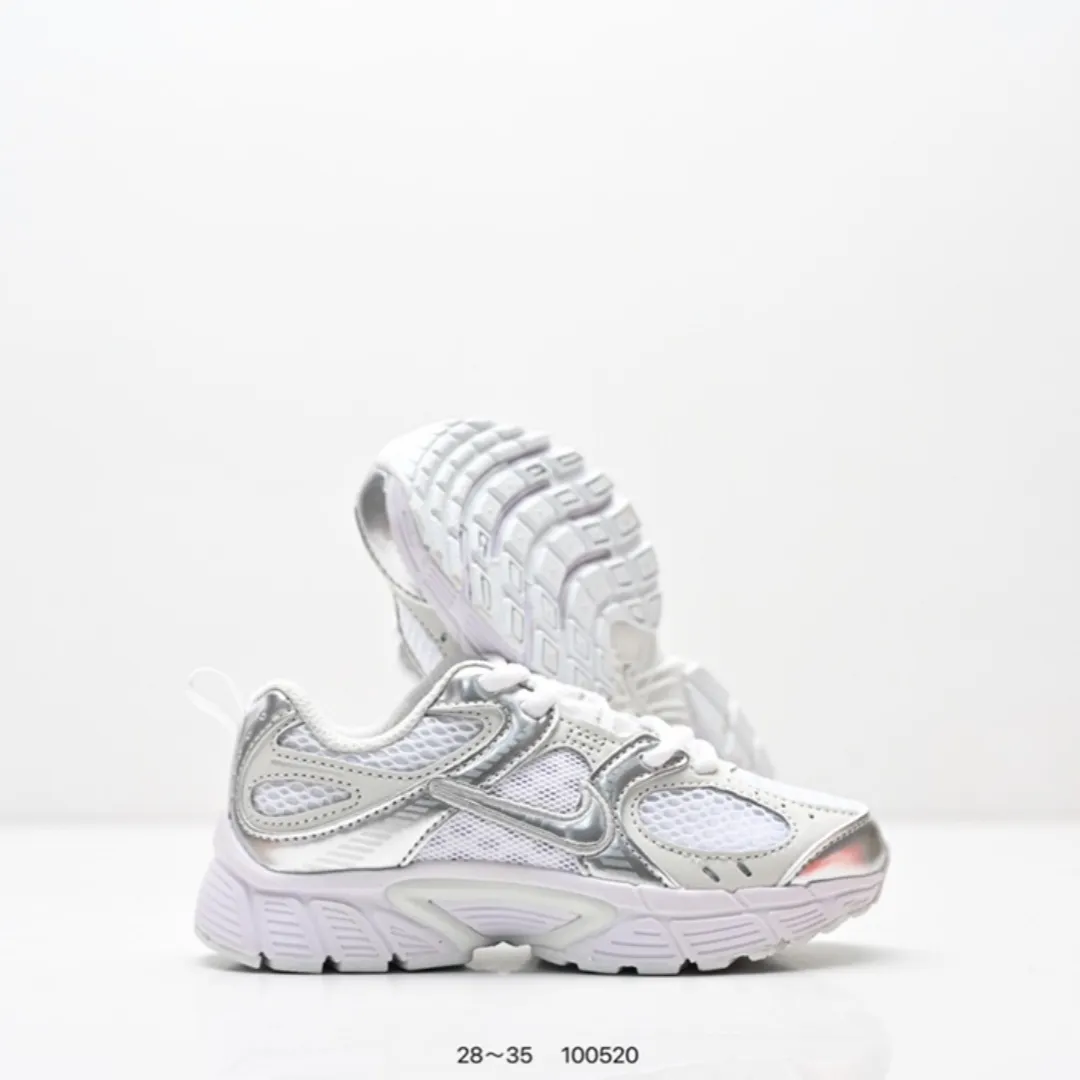 デイリーに大活躍 トレンド カジュアル クッション性抜群 キッズ スニーカー