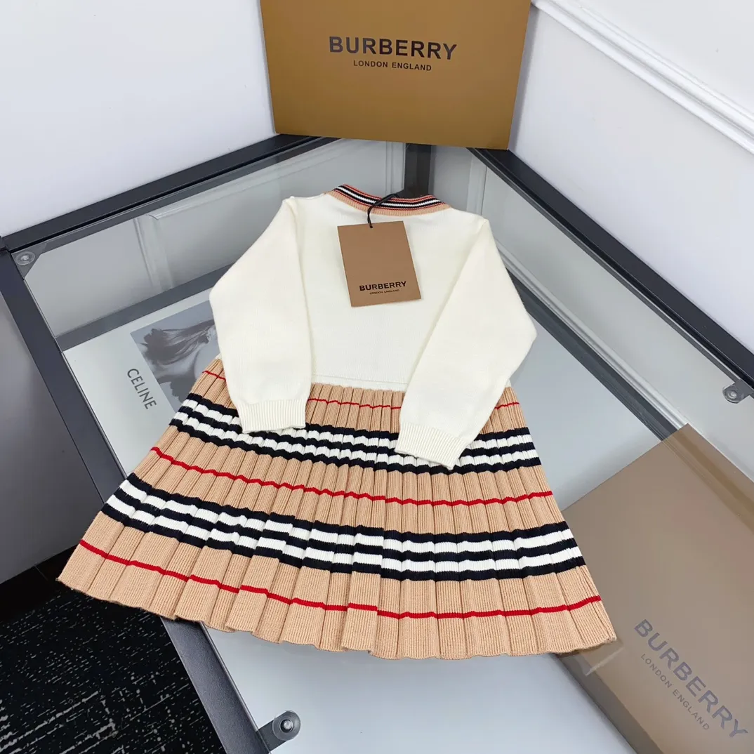 【90-140cm】写真映え抜群 着るだけでおしゃれ 二色選べる 今季大注目 気質いい ワンピース