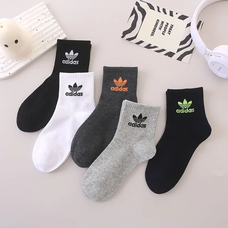 やわらか素材 トレンド感満載 シンプル 合わせやすい 多色展開 肌触りいい ソックス