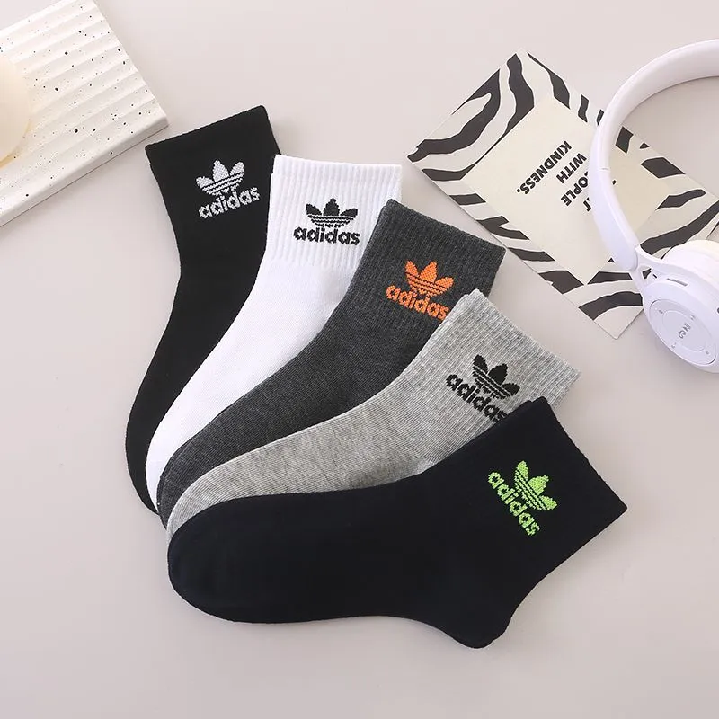 やわらか素材 トレンド感満載 シンプル 合わせやすい 多色展開 肌触りいい ソックス