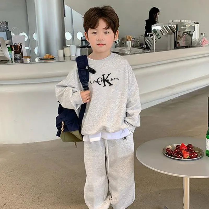 【90-160cm】二点セット 超人気商品 おしゃれ 特別なデザイン 男の子 トレーナー+パンツ セットアップ