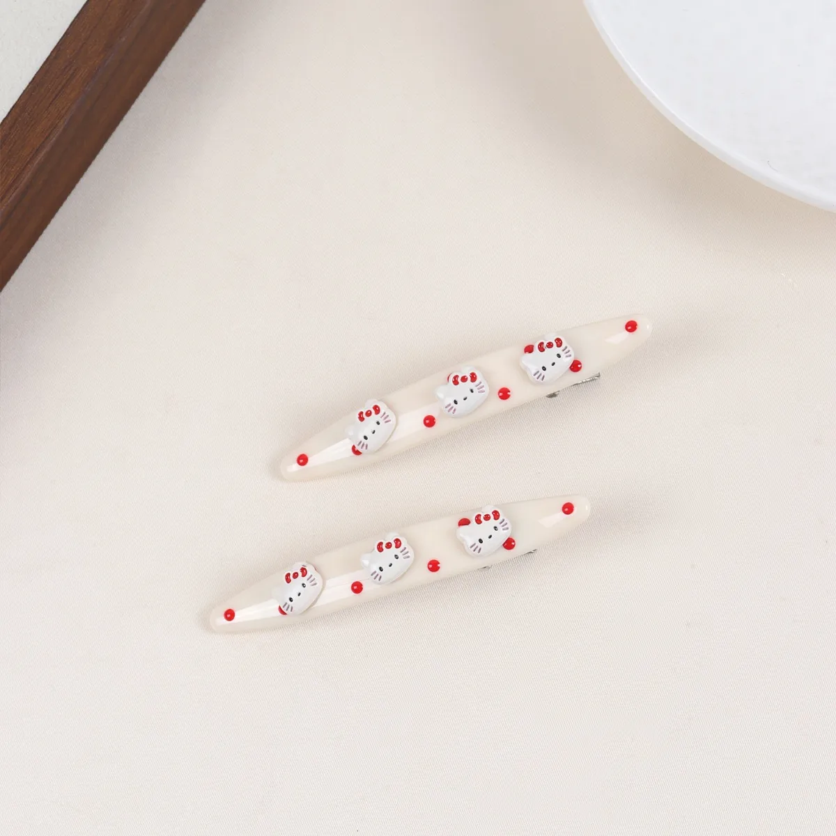 写真映えバッチリ おしゃれ スウィート トレンド ヘアアクセサリー ヘアクリップ