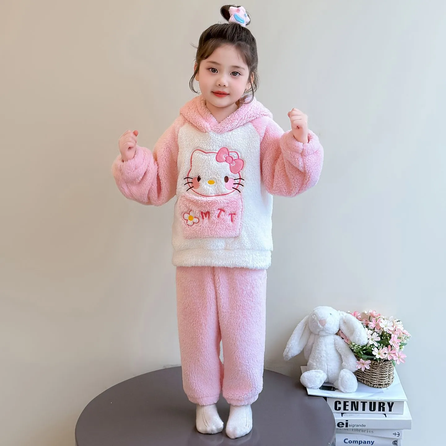 【90-140cm】人気爆発中 可愛い カートゥーン あったか ふわふわ ルームウェア