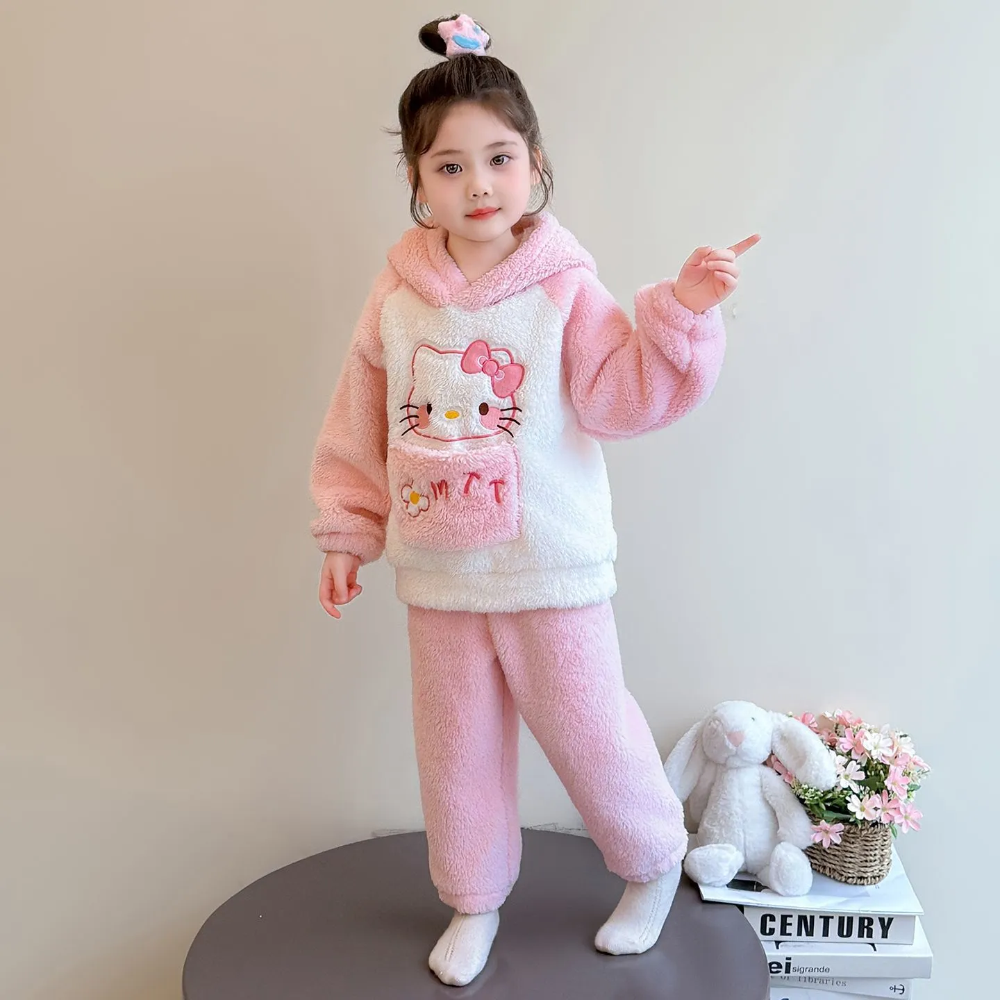 【90-140cm】人気爆発中 可愛い カートゥーン あったか ふわふわ ルームウェア