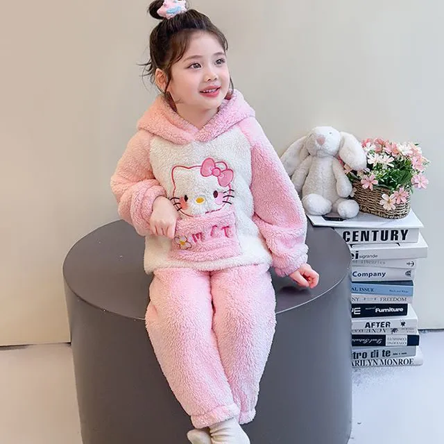 【90-140cm】人気爆発中 可愛い カートゥーン あったか ふわふわ ルームウェア