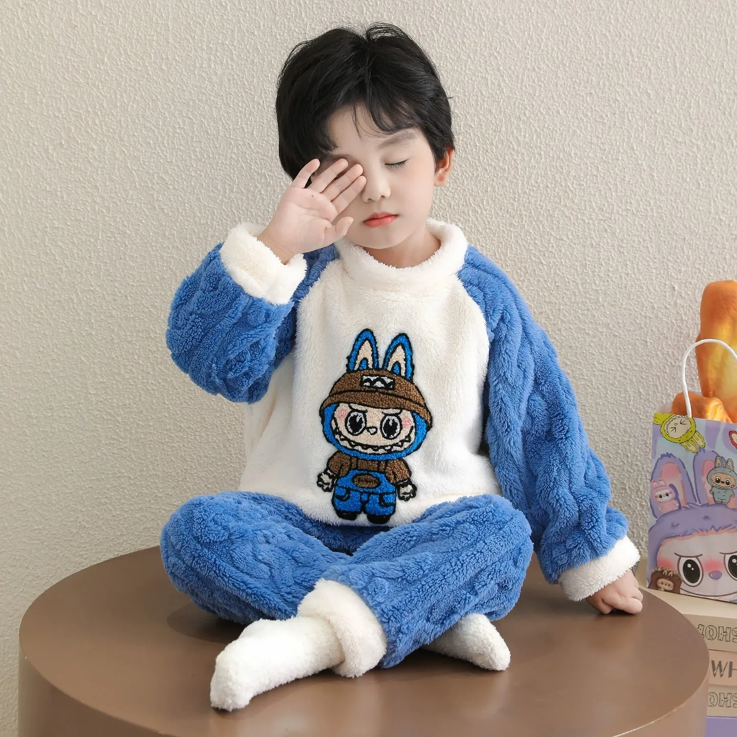 【90-140cm】大人気 ルーズ 着心地良い ふわふわ 男の子 ルームウェア