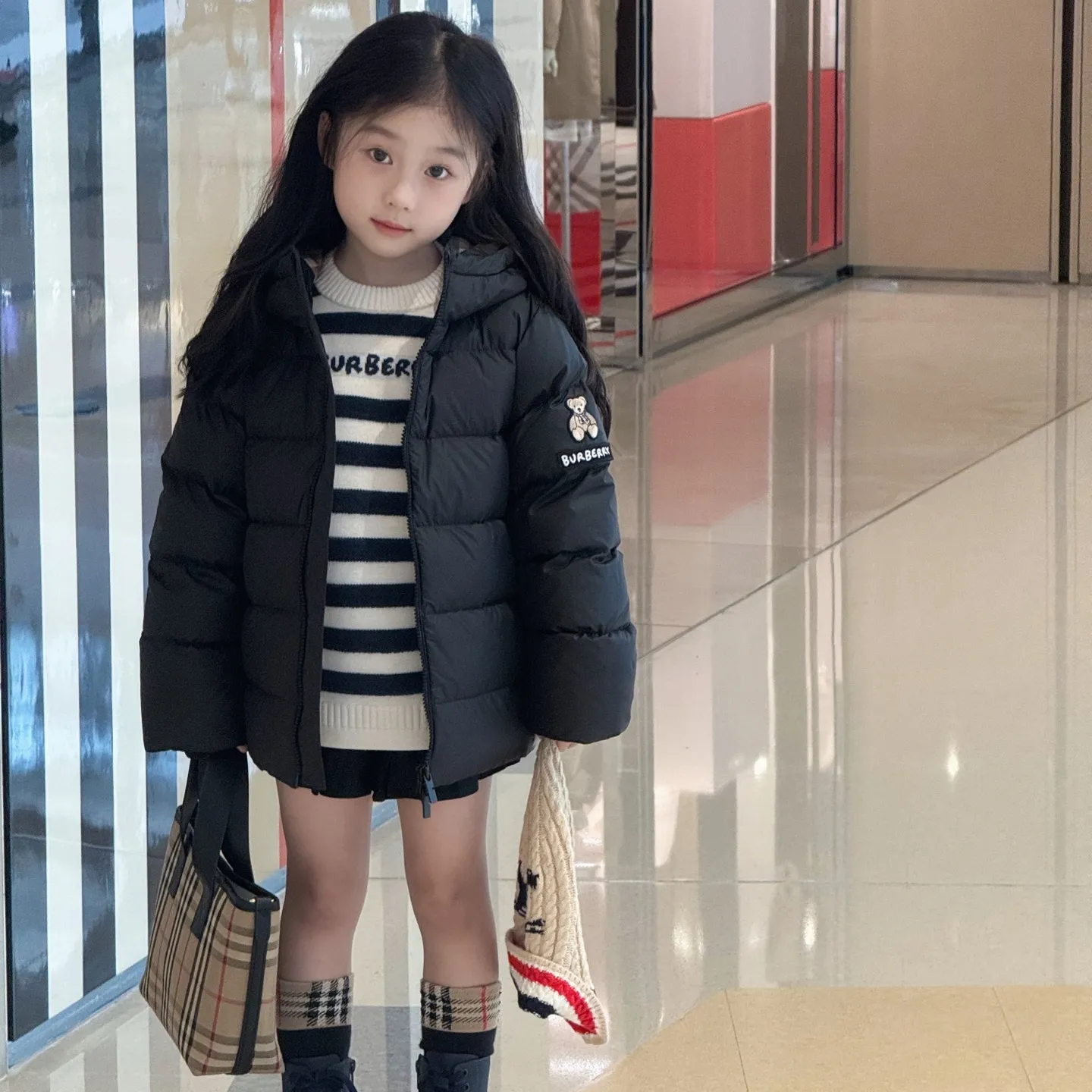 【100-160cm】トレンド感満載 韓国風デザイン 写真映えする 冬に暖かい カジュアル 合わせやすい ダウンジャケット