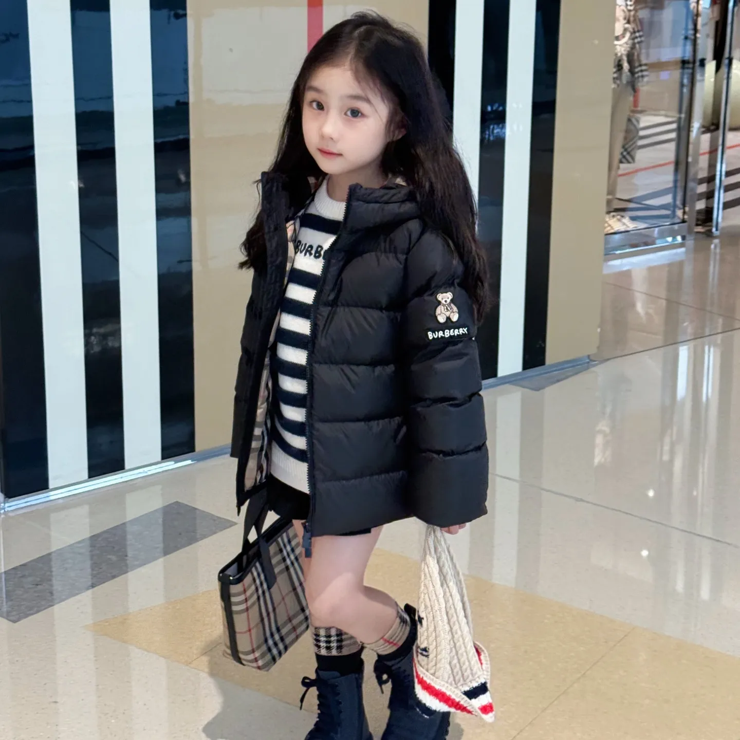 【100-160cm】トレンド感満載 韓国風デザイン 写真映えする 冬に暖かい カジュアル 合わせやすい ダウンジャケット