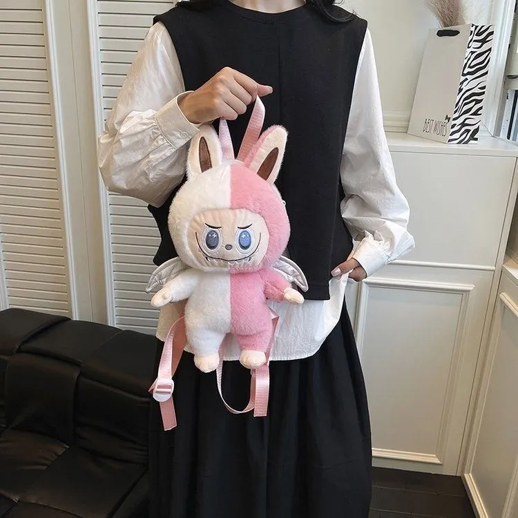 ふわふわ素材 やさしい手触り 目を引くデザイン 使いやすい 軽量 バックパック