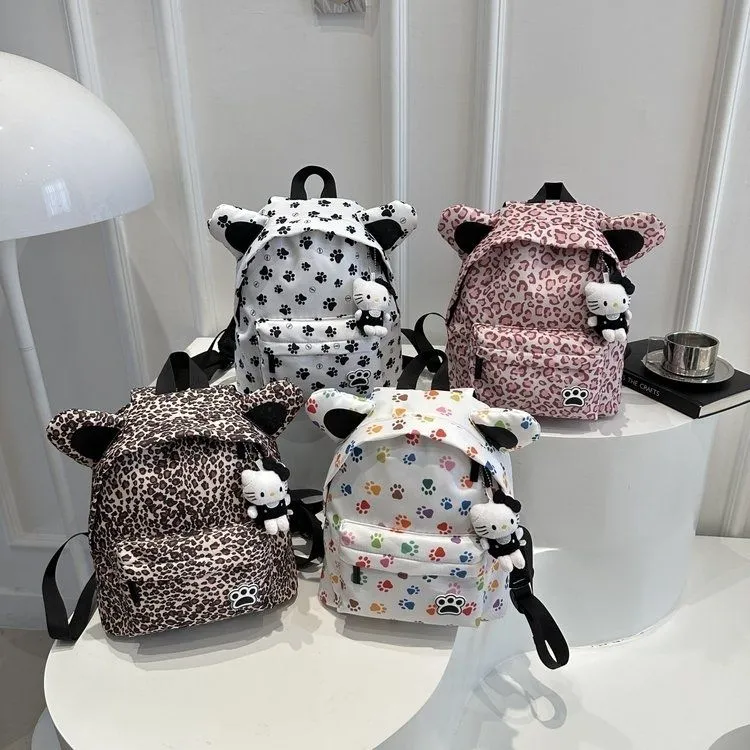 存在感抜群 遊び心たっぷり 毎日使いたくなる 愛されデザイン キャラクター バックバッグ