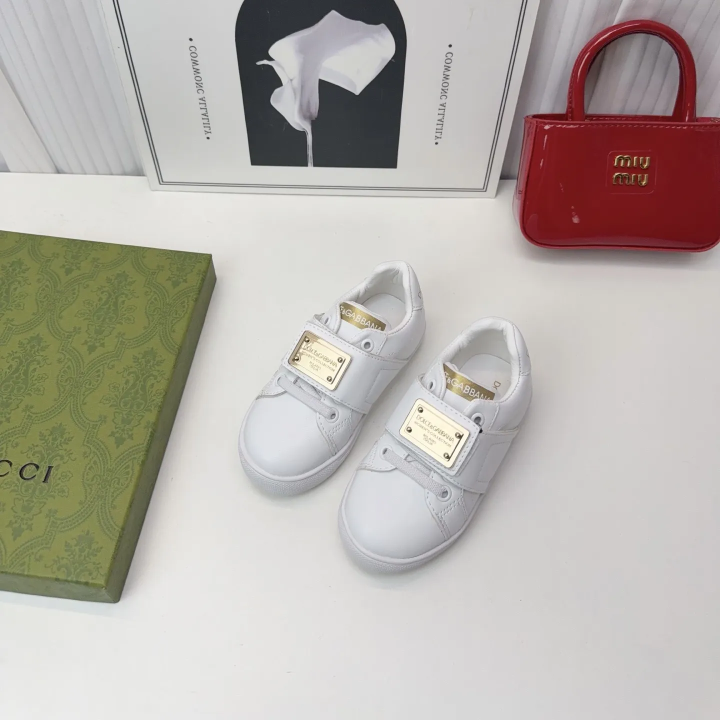 【21-28】今季大注目 トレンド感満載 履きやすい 二色選べる 合わせやすい シューズ