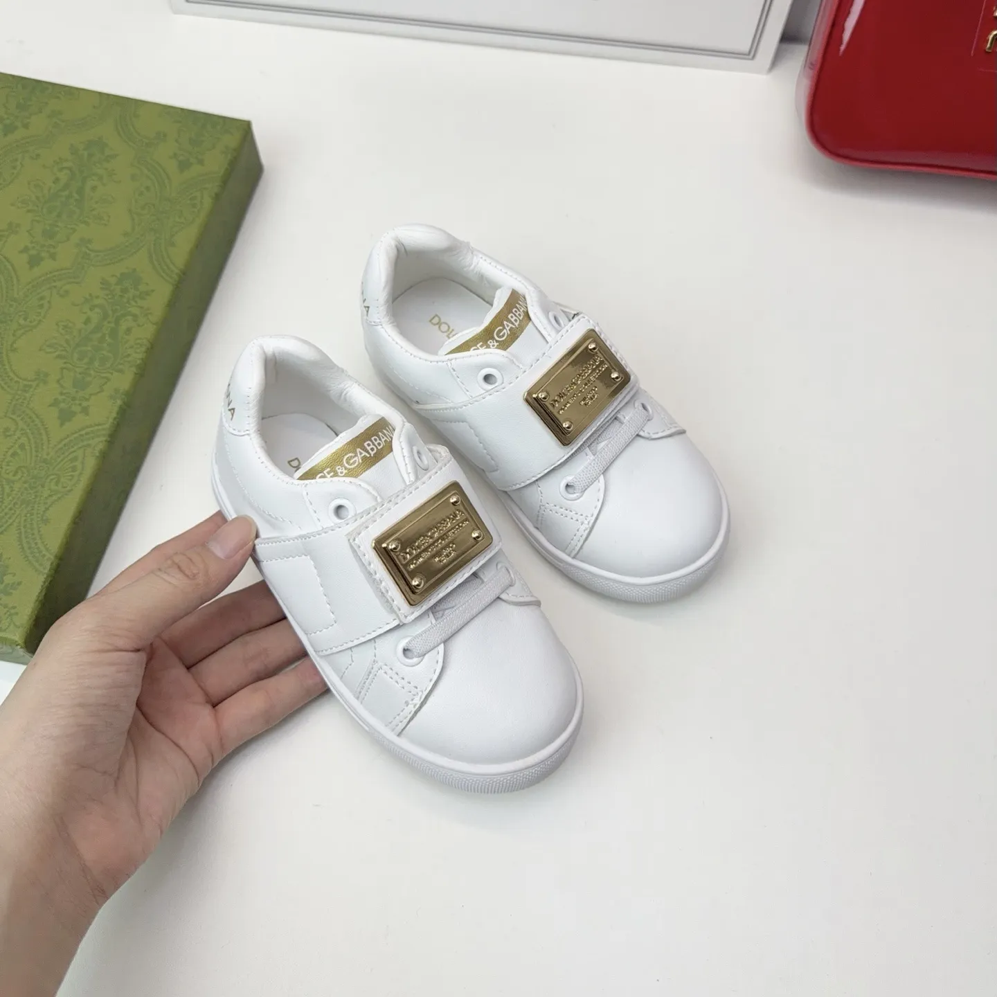 【21-28】今季大注目 トレンド感満載 履きやすい 二色選べる 合わせやすい シューズ