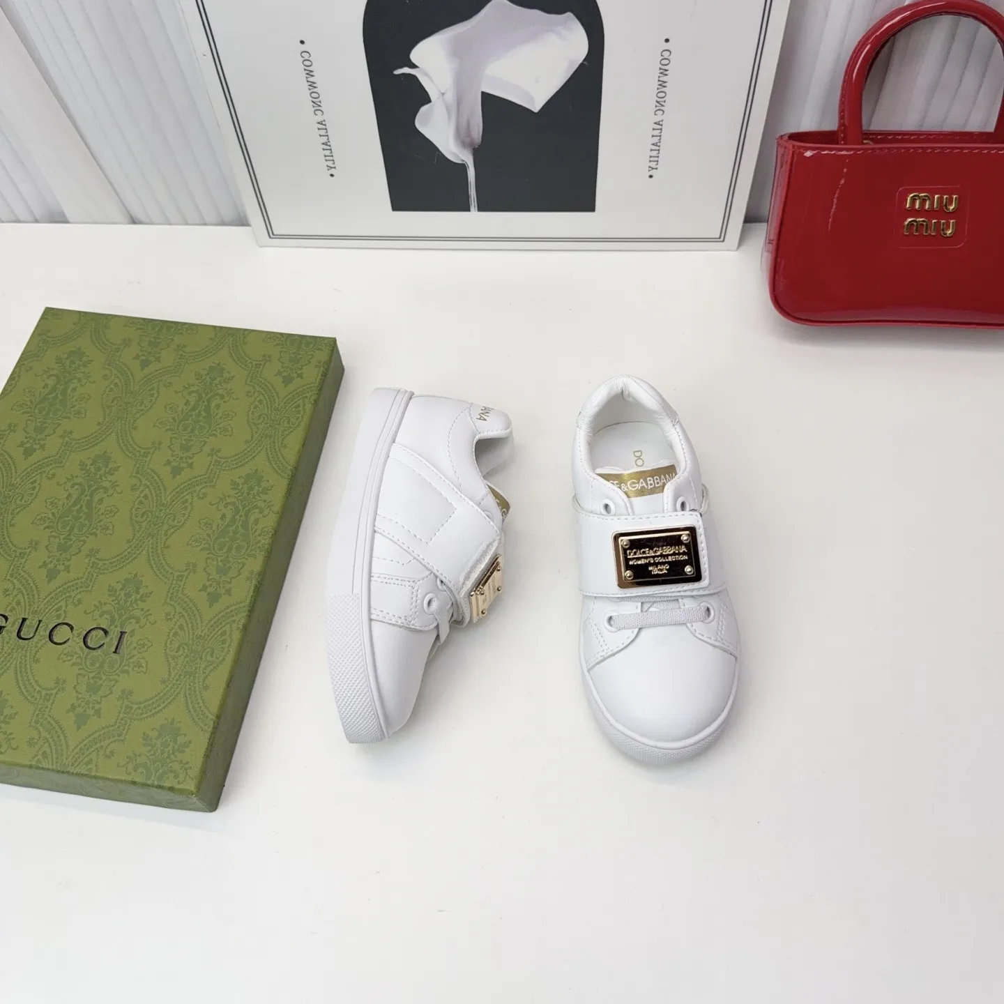 【21-28】今季大注目 トレンド感満載 履きやすい 二色選べる 合わせやすい シューズ