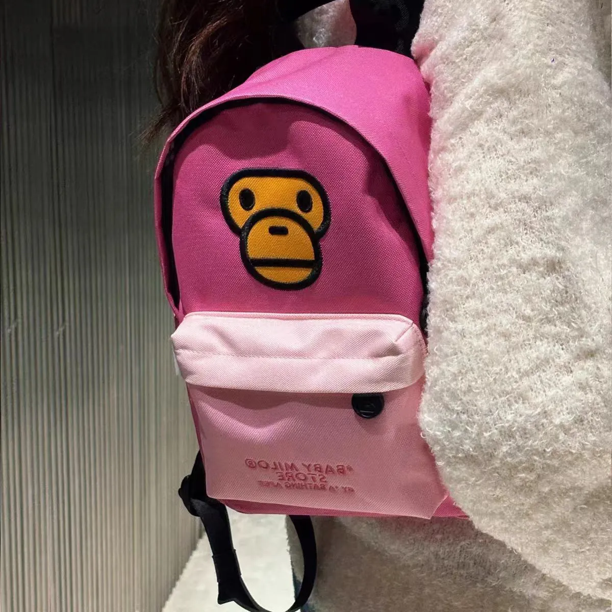 キッズ向け ゆるかわイラスト 毎日使いたくなる 存在感抜群 カラフル 合わせやすい バッグ