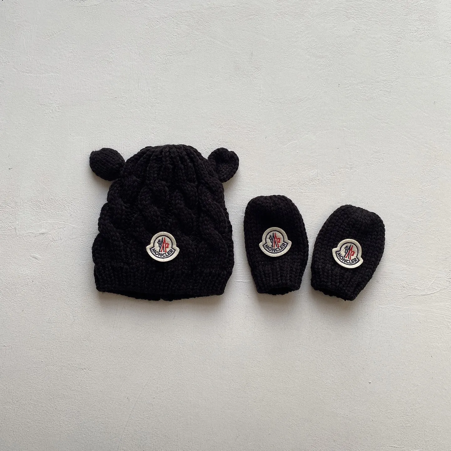 2点セット  ふんわり かわいい 防寒対策 ベビー ニット 帽子＆手袋セット