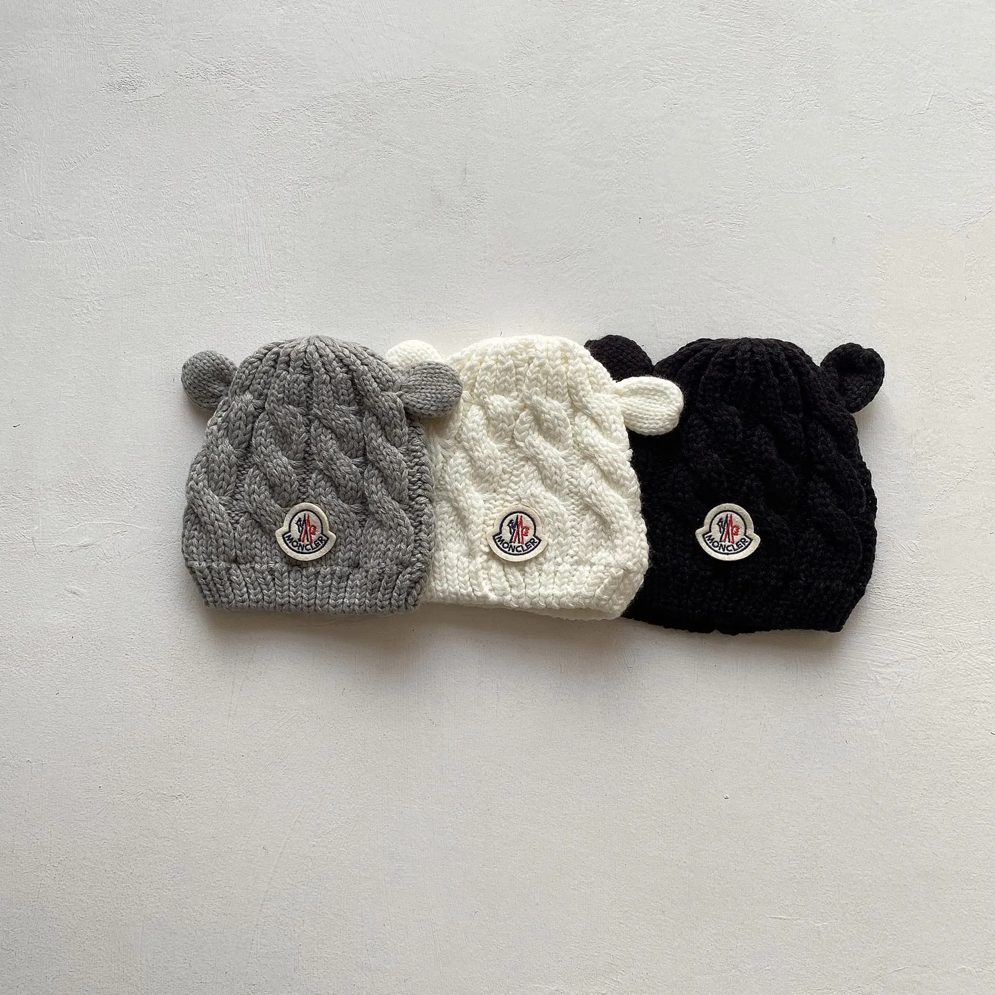 2点セット  ふんわり かわいい 防寒対策 ベビー ニット 帽子＆手袋セット