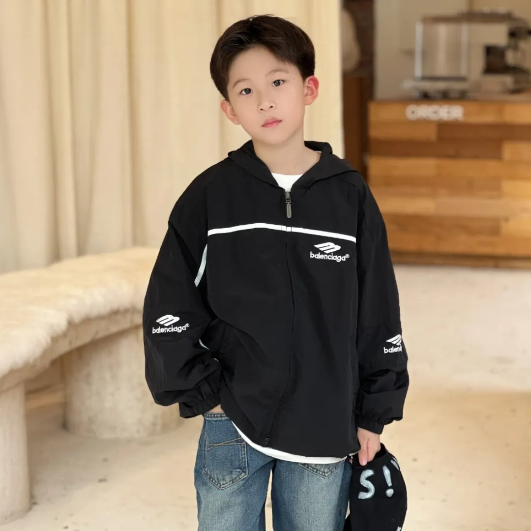 【100-165cm】コーデしやすい 着るだけでおしゃれ カッコイイ 合わせやすい 男の子 アウター